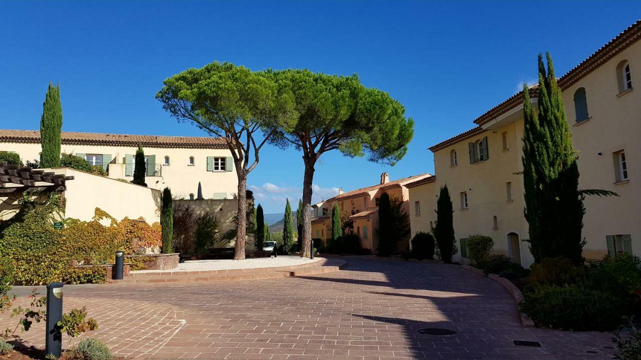 Villa Au Golf De St-Endreol La Motte Buitenkant foto
